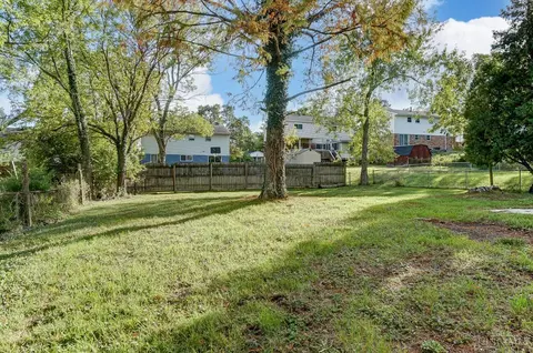 Exterior - 1237 Oak Knoll Dr, Cincinnati, OH 45224 photo 15 of 19