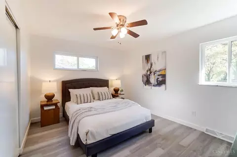 Bedroom - 1237 Oak Knoll Dr, Cincinnati, OH 45224 photo 1 of 7