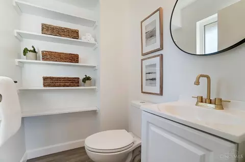 Bath - 1237 Oak Knoll Dr, Cincinnati, OH 45224 photo 1 of 8
