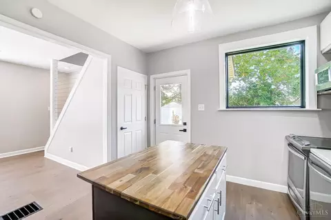 Other - 3907 Watterson Rd, Fairfax, OH 45227 photo 1 of 8