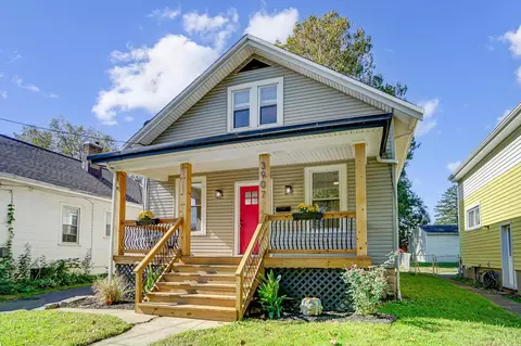 Exterior - 3907 Watterson Rd, Fairfax, OH 45227 photo 3 of 12