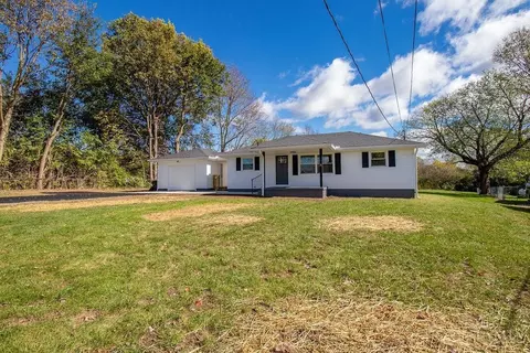 4716 Waynes Trace Rd, Hamilton, OH 45011