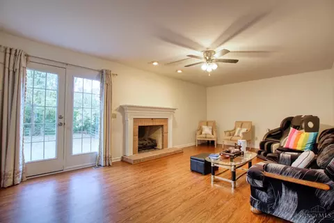 Living - 8345 Timber Ln, Mason, OH 45040 photo 1 of 1