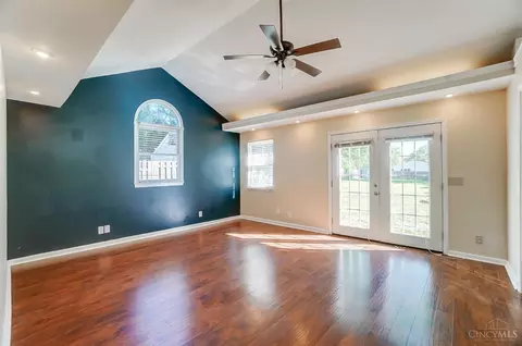 9682 Northfield Ln, Cincinnati, OH 45231 photo 18