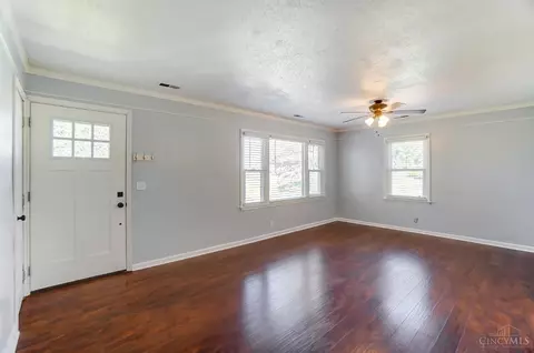 9682 Northfield Ln, Cincinnati, OH 45231 photo 3