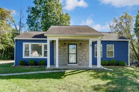 9682 Northfield Ln, Cincinnati, OH 45231