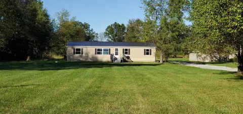9047 Five Points Fincastle Rd, Sardinia, OH 45171