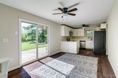 1249 Beechpoint Dr, Cincinnati, OH 45231 photo 12