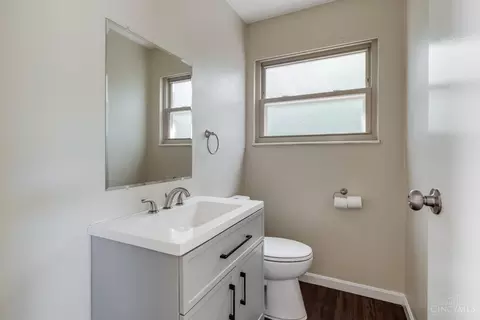 1249 Beechpoint Dr, Cincinnati, OH 45231 photo 13