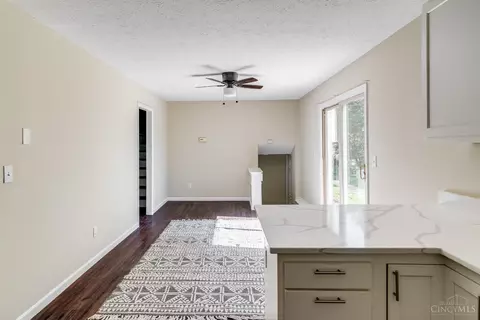 1249 Beechpoint Dr, Cincinnati, OH 45231 photo 10
