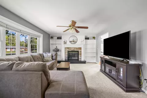 4135 Brookfield Dr, Cincinnati, OH 45245 photo 6