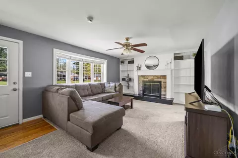 4135 Brookfield Dr, Cincinnati, OH 45245 photo 5