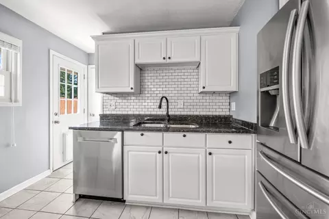 4135 Brookfield Dr, Cincinnati, OH 45245 photo 19