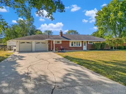 4135 Brookfield Dr, Cincinnati, OH 45245