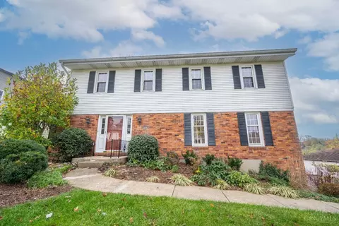 5563 Seville Ct, Cincinnati, OH 45247