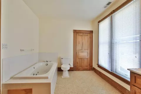 Bath - 515 Center St, Blanchester, OH 45107 photo 5 of 5
