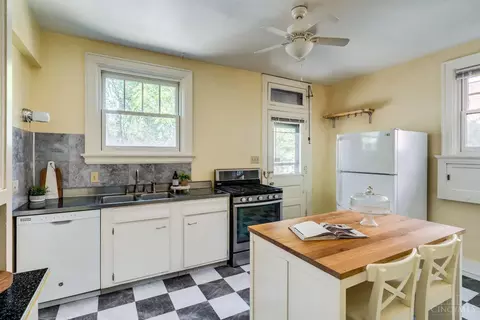 Kitchen - 4383 Haight Ave, Cincinnati, OH 45223 photo 2 of 5