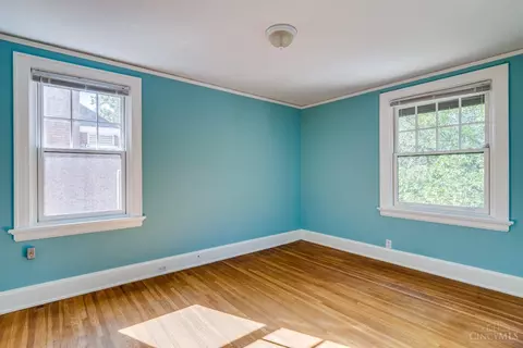 Bedroom - 4383 Haight Ave, Cincinnati, OH 45223 photo 4 of 6