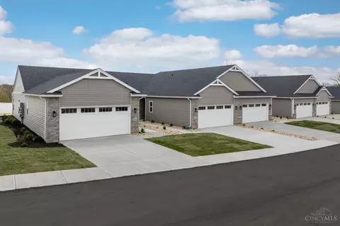 6813 Traditions St, Middletown, OH 45044