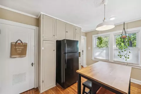 Kitchen - 3650 Epworth Ave, Cincinnati, OH 45211 photo 2 of 3