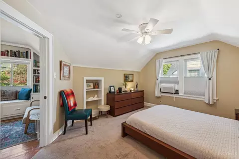 Bedroom - 3650 Epworth Ave, Cincinnati, OH 45211 photo 3 of 4