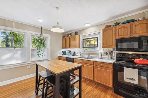Kitchen - 3650 Epworth Ave, Cincinnati, OH 45211 photo 1 of 3