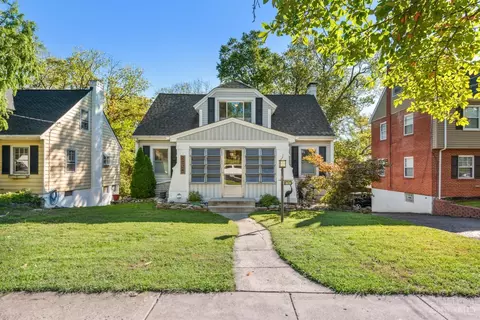 Exterior - 3650 Epworth Ave, Cincinnati, OH 45211 photo 2 of 6