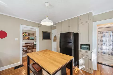 Kitchen - 3650 Epworth Ave, Cincinnati, OH 45211 photo 3 of 3
