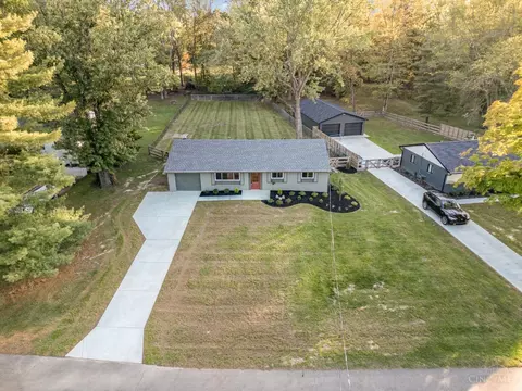9375 Greenhedge Ln, Loveland, OH 45140