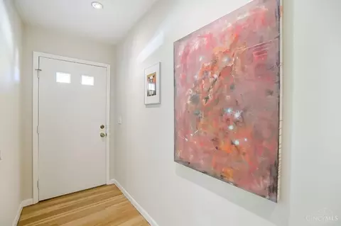 Entry Way - 2522 Ranchvale Dr, Cincinnati, OH 45230 photo 1 of 2