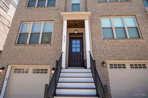 Exterior - 533 Ringgold St, Cincinnati, OH 45202 photo 2 of 10
