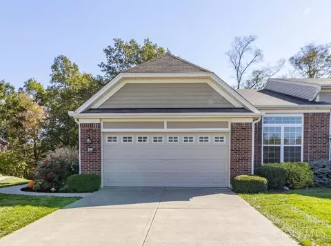 338 Turtle Creek Dr, Loveland, OH 45140