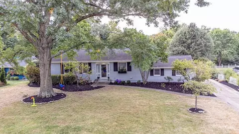 5229 Salem Hills Ln, Cincinnati, OH 45230