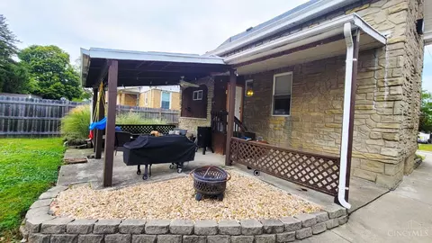 3903 Taft Ave, Cheviot, OH 45211 photo 3