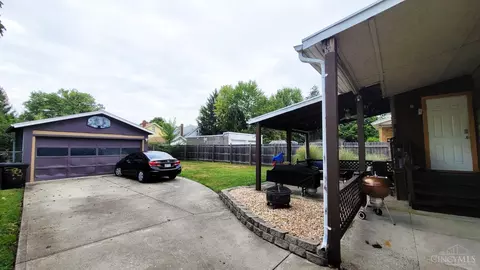 3903 Taft Ave, Cheviot, OH 45211 photo 4