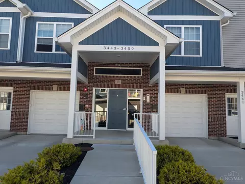 3445 Chestnut Park Ln, Cleves, OH 45002