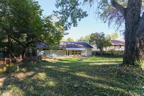 Exterior - 8939 Daly Rd, Cincinnati, OH 45231 photo 4 of 6