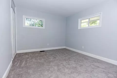 Bedroom - 8939 Daly Rd, Cincinnati, OH 45231 photo 2 of 7