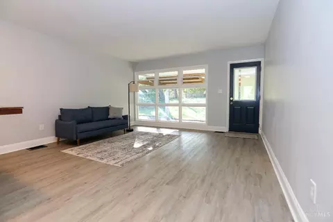 Living - 8939 Daly Rd, Cincinnati, OH 45231 photo 1 of 3