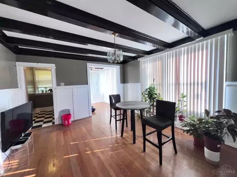 Dining - 3896 Reading Rd #Q, Cincinnati, OH 45229 photo 1 of 1