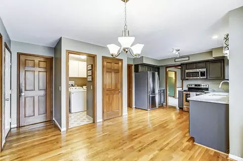 916 Surrey Trl, Cincinnati, OH 45245 photo 19