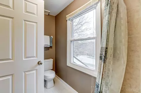 916 Surrey Trl, Cincinnati, OH 45245 photo 48