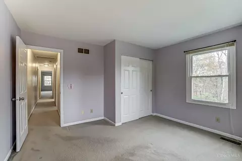 916 Surrey Trl, Cincinnati, OH 45245 photo 54