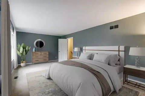 916 Surrey Trl, Cincinnati, OH 45245 photo 31
