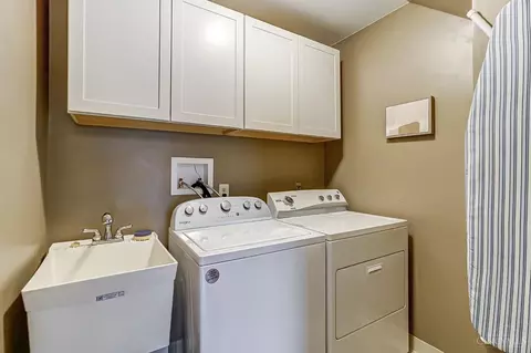 916 Surrey Trl, Cincinnati, OH 45245 photo 20