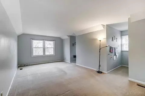 916 Surrey Trl, Cincinnati, OH 45245 photo 43