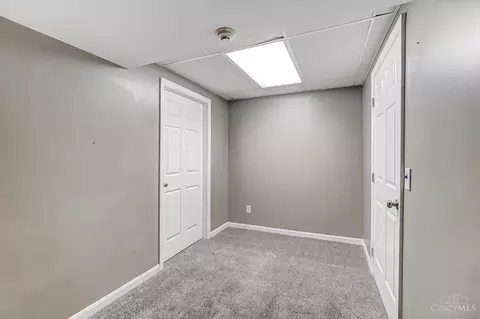 916 Surrey Trl, Cincinnati, OH 45245 photo 57