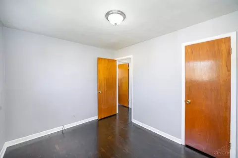 Bedroom - 204 Sunset Ave, Harrison, OH 45030 photo 6 of 6