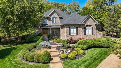 10350 Ryans Way, Blue Ash, OH 45241