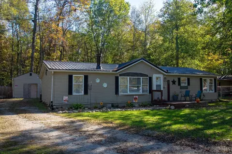 7174 Woodland Trl, Hillsboro, OH 45133